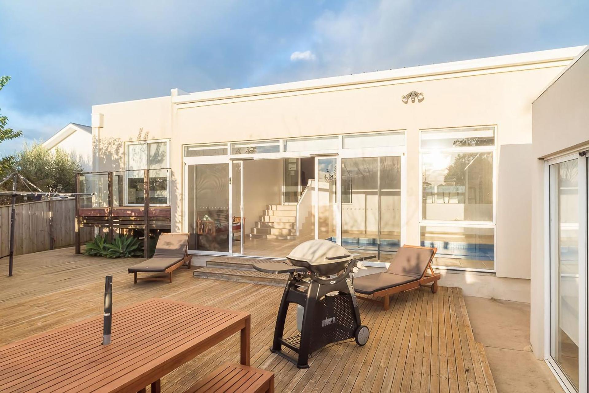 Currawong Close Pool Pool Table Alfresco Featured 카우즈 외부 사진